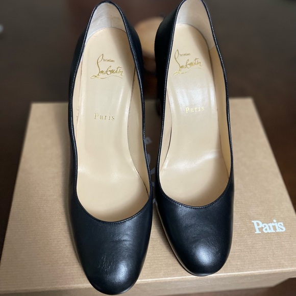 Christian Louboutin "Kabetts" leather pumps. - Picture 5 of 7